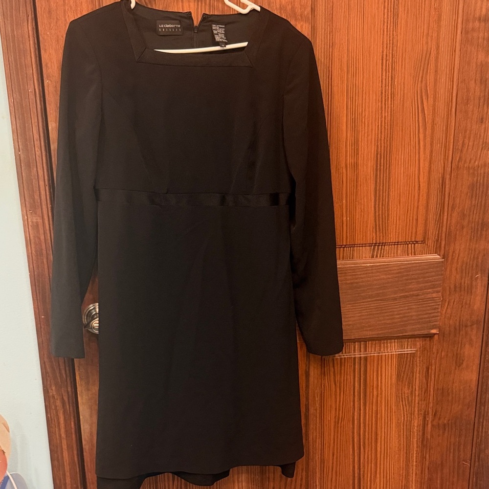 Liz Claiborne Elegant Black Long Sleeve Dress